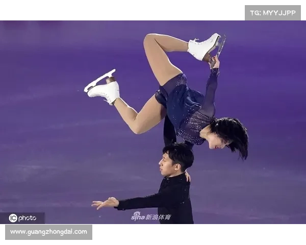 世界花滑精英争霸赛冰上梦想华丽绽放 世界花滑精英争霸赛冰上梦想华丽绽放
